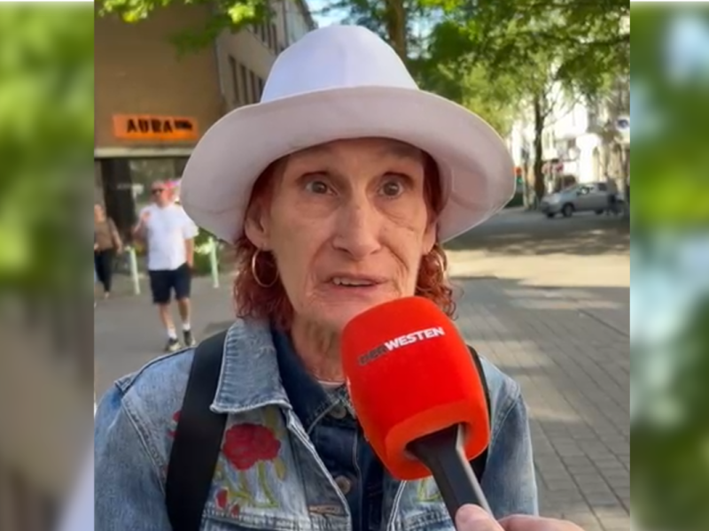 Die Frau bekennt sich zur AfD.