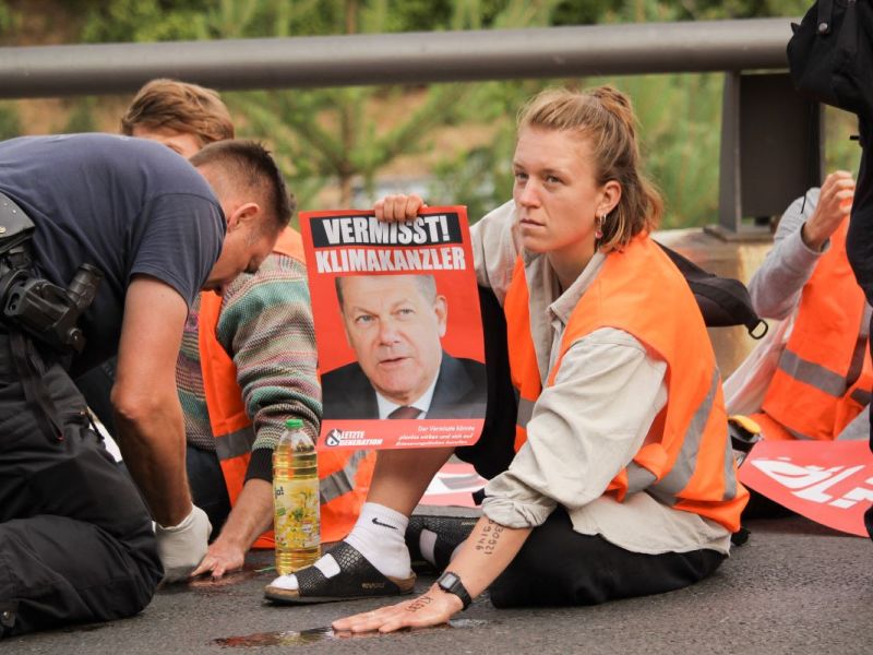 Im Interview sprach Lina Johnsen (Letzte Generation) mit unserer Redaktion über die Europawahl.