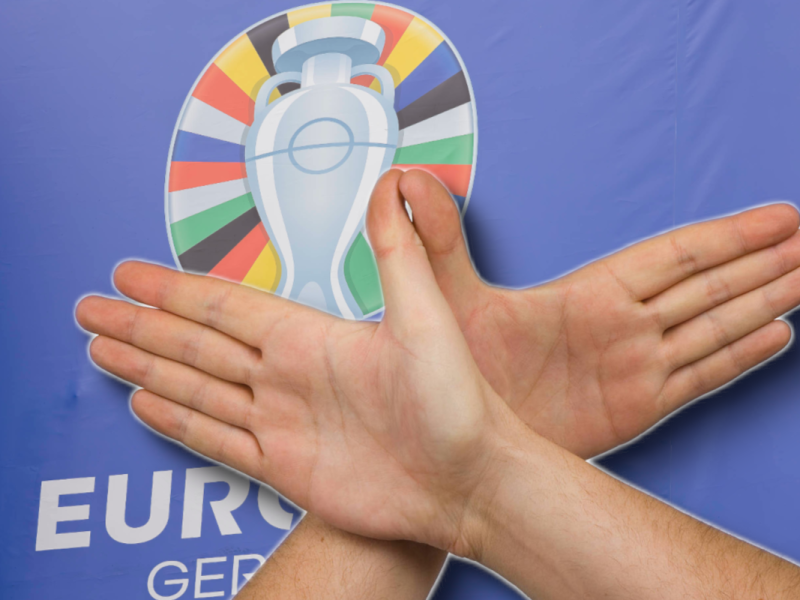 Kosovo-Albaner mit Geste bei EM 2024