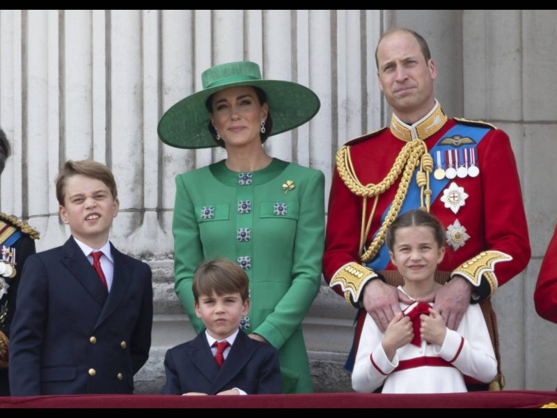 Kate Middleton und Prinz William mit ihren Kindern George, Charlotte und Louis im Juni 2023.