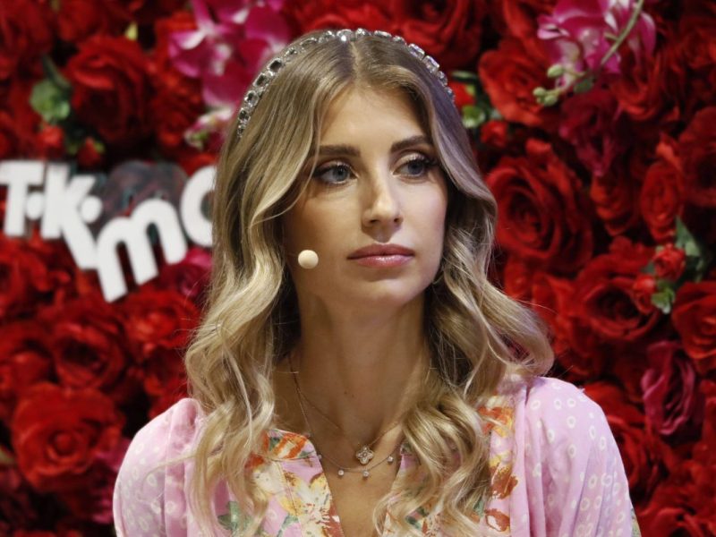 Cathy Hummels muss eine bittere Nachricht verkraften.