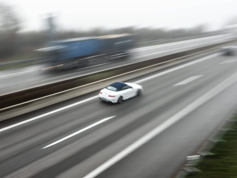 Dieser Mann raste auf der A2 in NRW viel zu schnell!