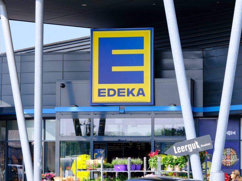 Edeka: Kunden sind von diesem Hammer-Preis in der Obstabteilung schockiert.