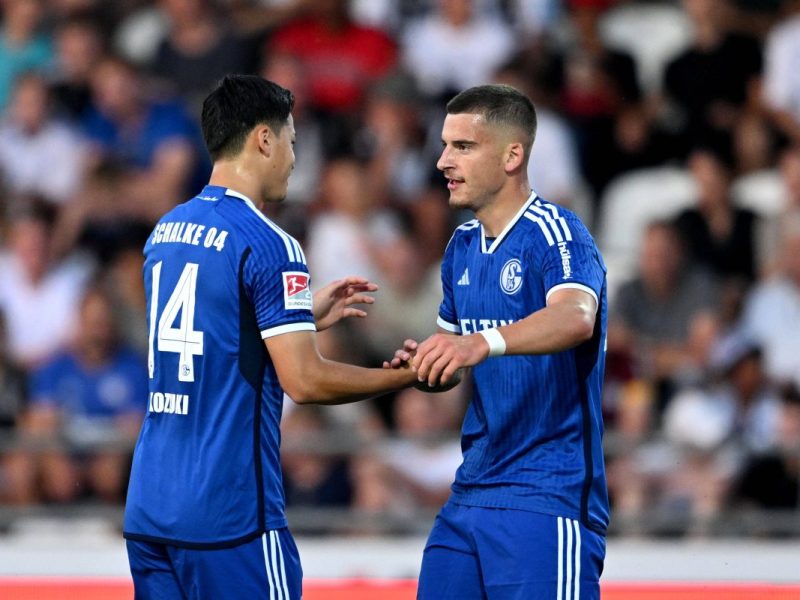 Niklas Castelle verlässt den FC Schalke 04.