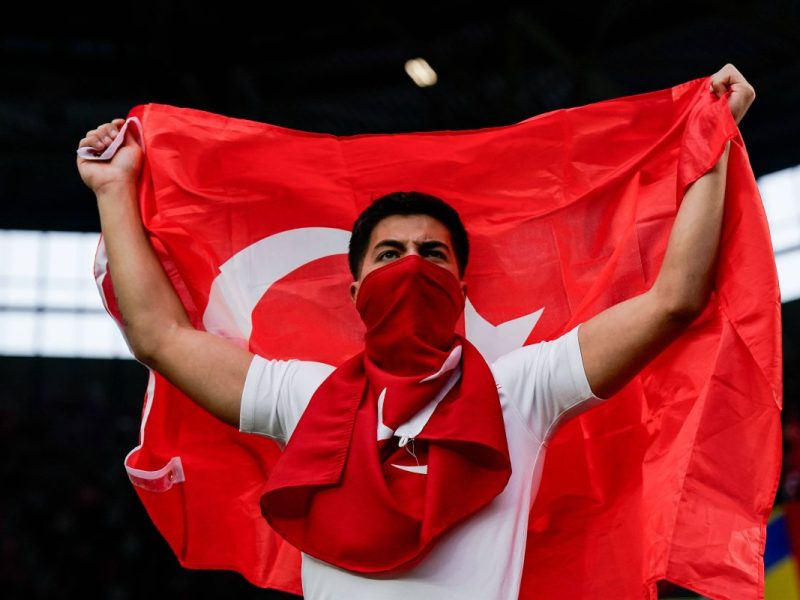 EM-Nationalismus von Türkei-Fans.