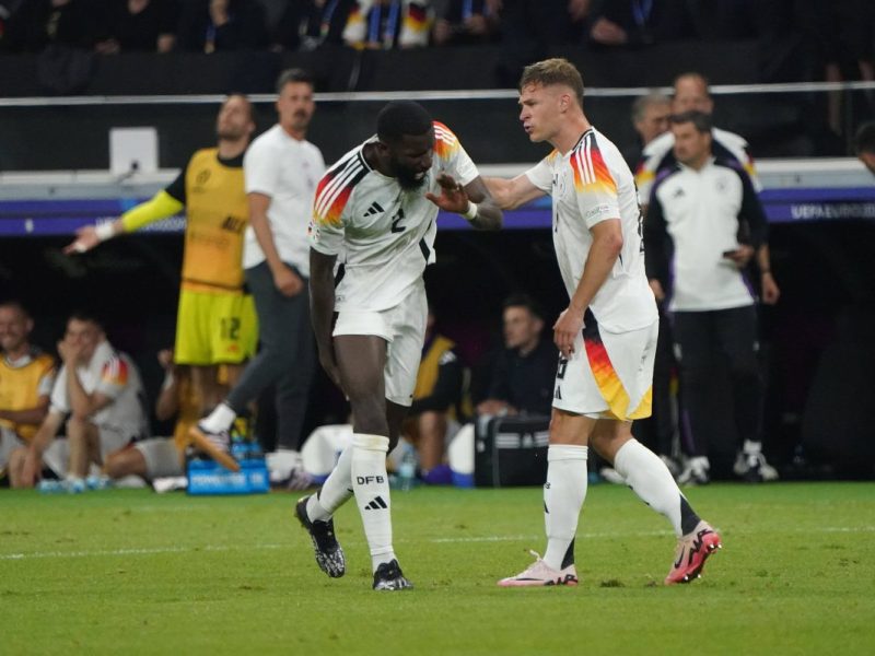 Das Bangen um Antonio Rüdiger geht weiter. DFB-Sportdirektor Rudi Völler gibt vor dem Achteilfinale ein Update zum Innenverteidiger.
