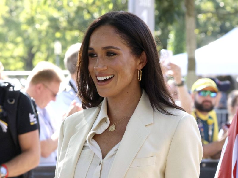 Meghan Markle ist wieder in aller Munde, leider im negativen Sinne. Warum sie mit dieser Aktion ihre Fans verärgert...