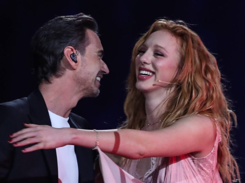 Florian Silbereisen und Anna Ermakova bringen die Bühne zum bebeb. DAMIT erobert das Traumpaar die Herzen aller...