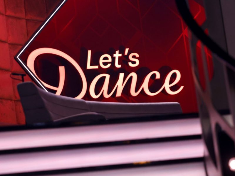 Eine schmerzhafte Enthüllung sorgt derzeit bei „Let’s Dance“ für Aufsehen. Warum SIE hinter den Kulissen der RTL-Tanzshow zu kämpfen hatte...
