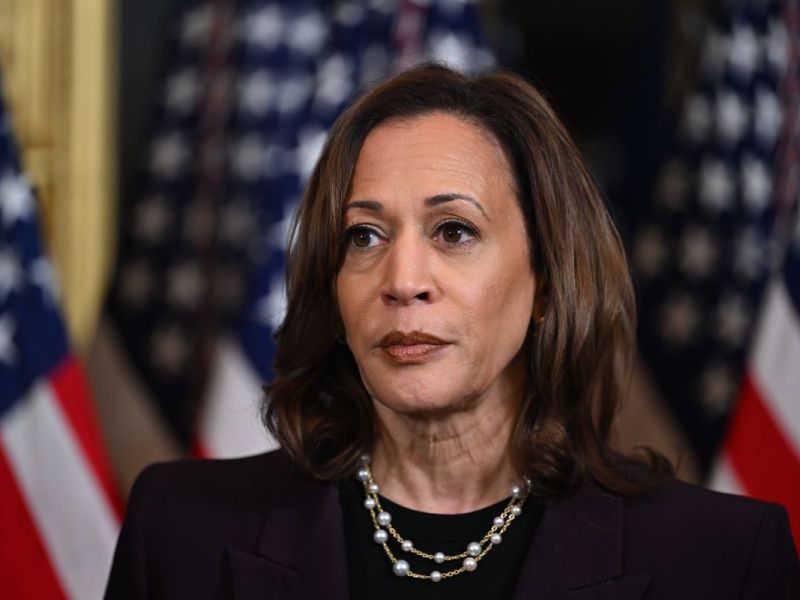 Kamala Harris steht in den meisten Umfragen vor Donald Trump.