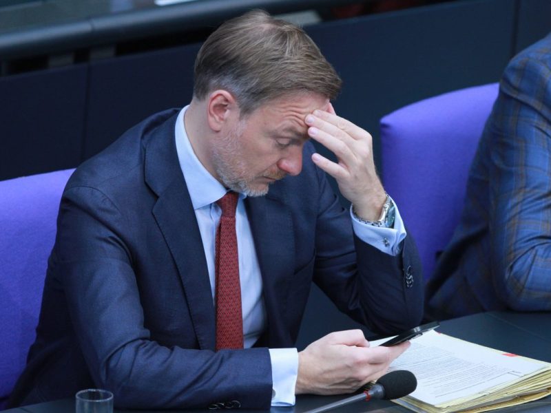 Finanzminister Christian Lindner plant sich mit Steuer-Ideen herum.