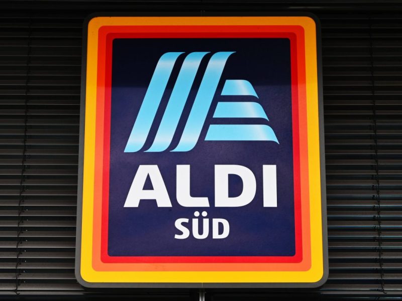 Aldi: Discounter-Konkurrent sorgt mit irrer Aktion für Aufsehen.