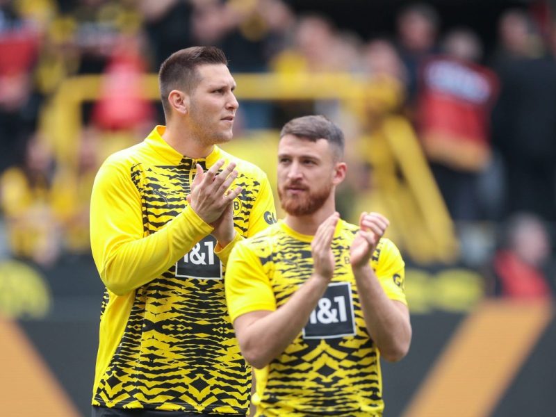 Geht jetzt alles ganz schnell? Ein Akteur von Borussia Dortmund gerät vermehrt in den Fokus - jetzt droht der Abgang.