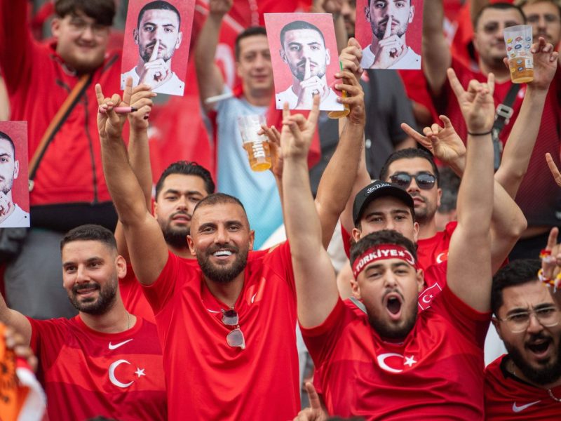 Der Wolfsgruß ist DER EM-Eklat.