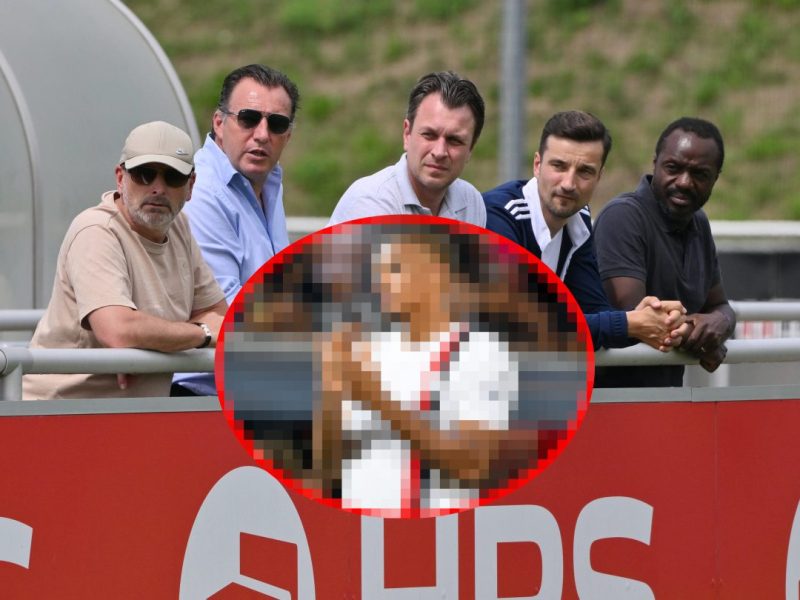 Bekommt der FC Schalke 04 unerwartetes Geld auf sein Konto? Ein Transfer könnte den Knappen enorm in die Karten spielen.