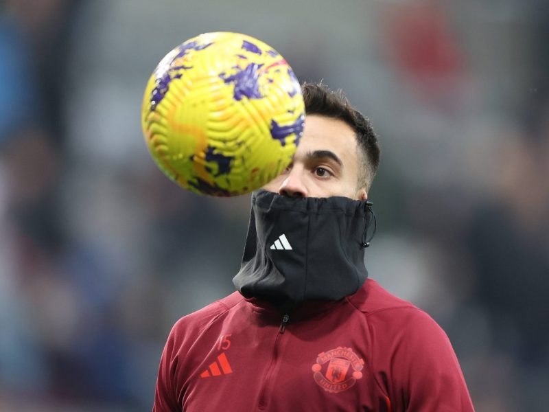 Borussia Dortmund: Sergio Reguilon