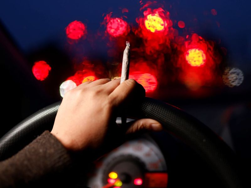 Beim Autofahren gelten neue Cannabis-Regeln.