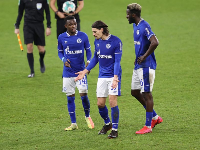 Bei Königsblau durchlebte er eine schwere Zeit, jetzt sorgt ein ehemaliger Schalke-Star für mächtig Furore. S04-Fans können es kaum fassen.