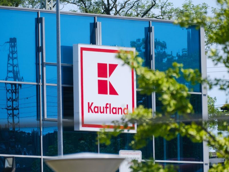 Kaufland-Kundin erblickt Fehler auf Produkt und teilt es im Netz