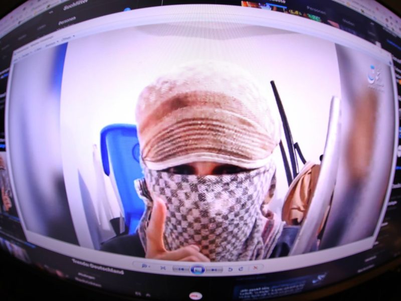 Der mutmaßliche Solingen-Attentäter Issa al H. soll sich in einem Video zum IS bekannt haben.