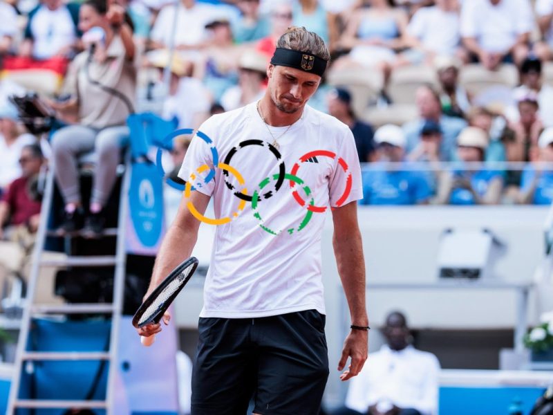 Alexander Zverev kam nach Paris, um seinen Titel bei Olympia 2024 zu verteidigen. Doch der Goldtraum des Deutschen ist nun geplatzt.
