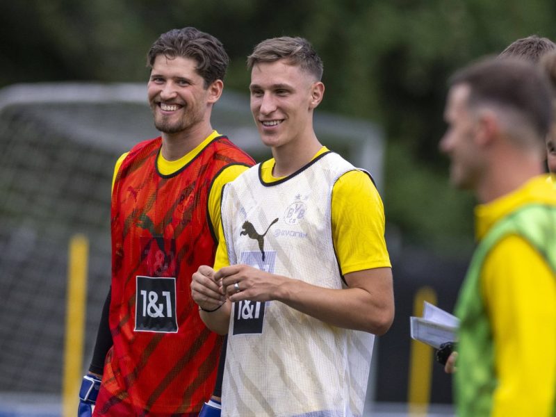 Ein Akteur von Borussia Dortmund hat zuletzt eine klare Botschaft gesendet. Die BVB-Fans werden das sicherlich gerne hören.