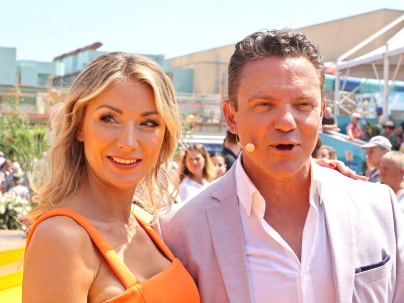 Lange galten Stefan Mross und Anna-Carina Woitschack als das Schlager-Traumpaar schlechthin. Doch jetzt kommen immer mehr Details ans Licht...