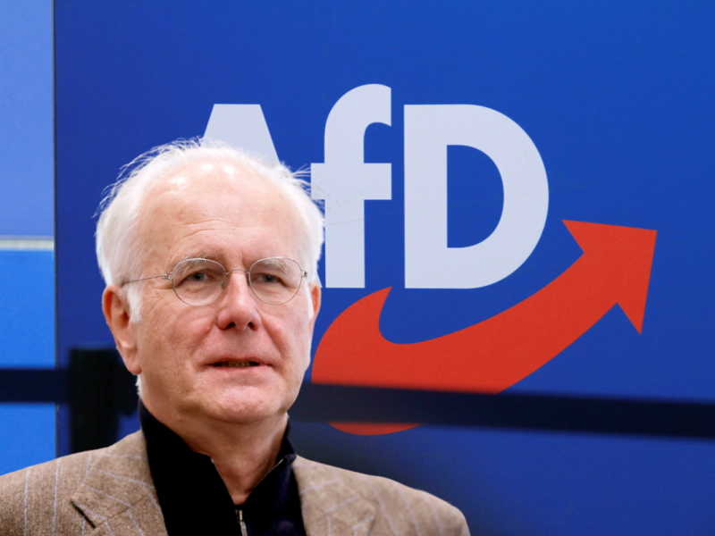 Harald Schmidt findet, es gibt eine Sehnsucht nach einer großen Koalition aus AfD und CDU.