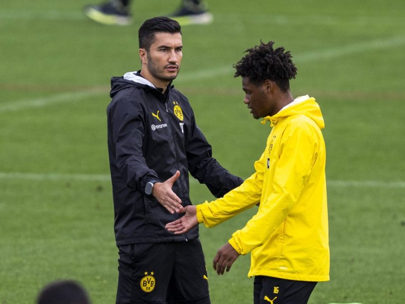Bei diesen Worten dürften die Fans von Borussia Dortmund genau hinhören! BVB-Coach Nuri Sahin wird über Julien Duranville deutlich.