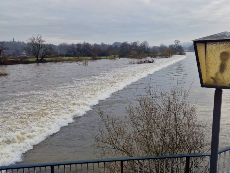 Wetter in NRW: Regionen an Rhein und Ruhr in Gefahr?