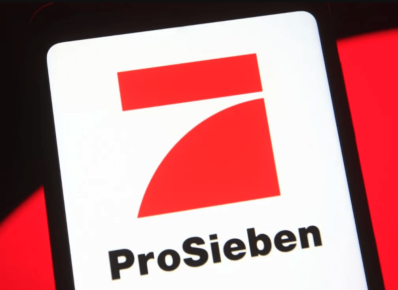 ProSieben muss sich von einem seiner beliebten Moderatoren verabschieden. Nach 12 Jahren hört er mit DIESER Show auf.