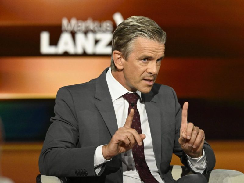 Bei Markus Lanz wird wieder einmal kein Blatt vor den Mund genommen. Dabei gerät Olaf Scholz ins Visier seiner Kritiker.
