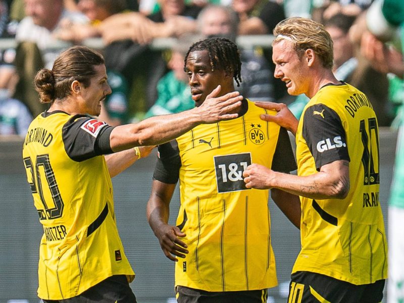 Muss Borussia Dortmund den Abgang eines Leistungsträgers fürchten? Der BVB-Star steht bei mehreren Top-Klubs hoch im Kurs.