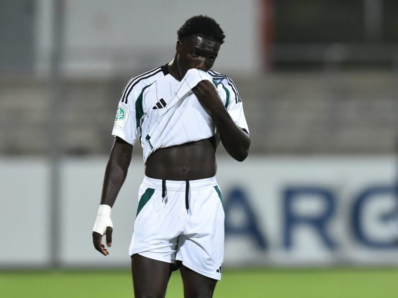 Für alle S04-Fans könnte schon bald ein Wunsch in Erfüllung gehen. Ein Youngster bekommt offenbar die Chance bei den Profis.