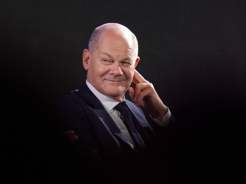 Olaf Scholz wird für seine verhaltene Ukraine-Politik kritisiert.