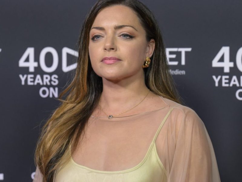 „GZSZ“-Star Anne Menden schwebt seit einiger Zeit auf Wolke sieben. Doch genau das stößt einigen Fans bitter auf.