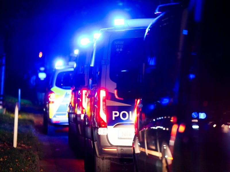 Dortmund: Unfall wegen Steinwurf