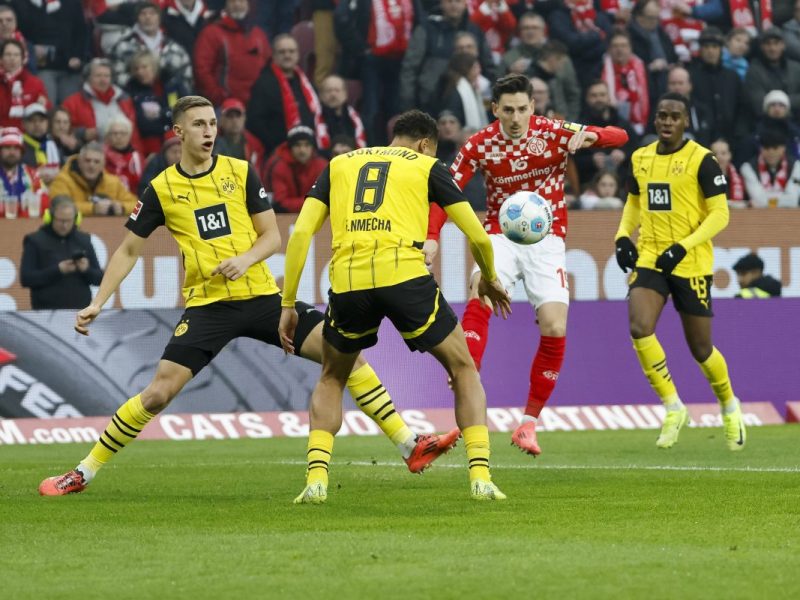 Mainz 05 - Borussia Dortmund: Felix Nmecha