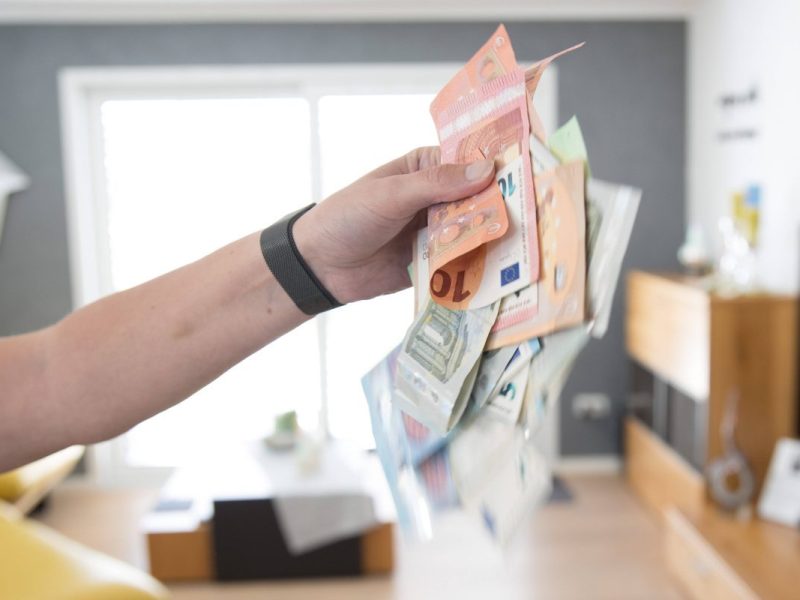 Bonus zum Jahresende beim Gehalt: Weihnachtsgeld kommt