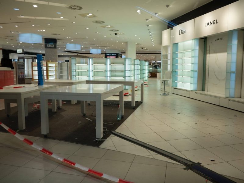 Limbecker Platz: Dekoration