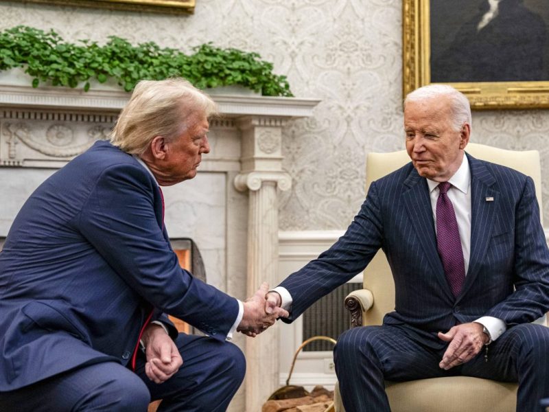 Trump und Biden im Weißen Haus.