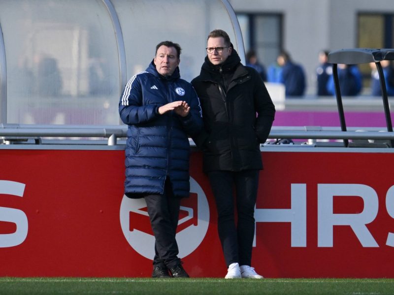Bei diesem Wechsel werden viele Schalke-Fans große Augen machen. Ein ehemaliger Verantwortliche ist auf dem Sprung zum FC Bayern München.