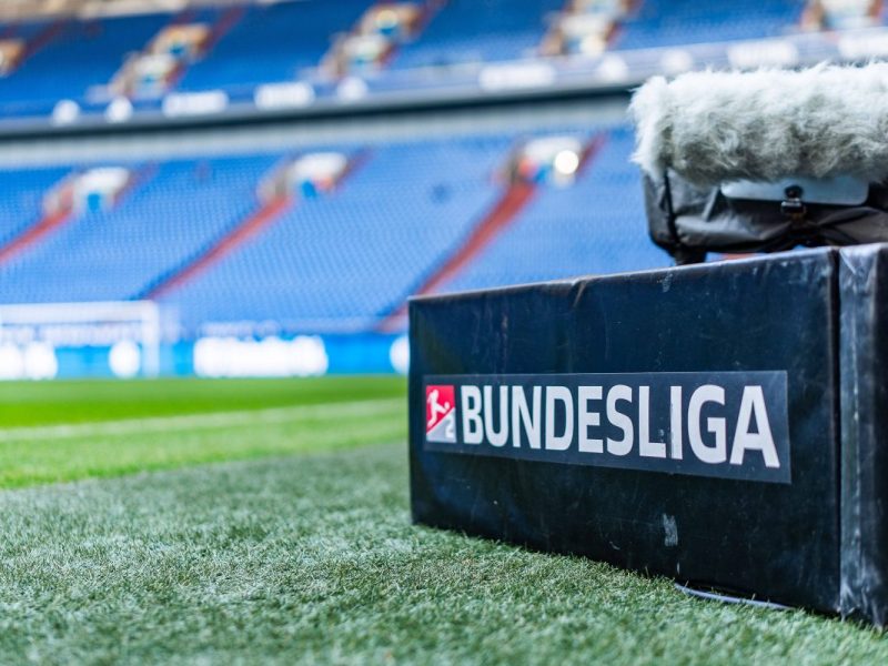 Bei dieser Hammer-Entscheidung rund um die DFL dürfte der FC Schalke genauestens hinschauen. Vor allem für die Fans ist die Entscheidung von Belangen.