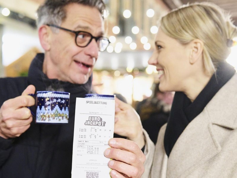 Bis heute fanden 807 Ziehungen statt. Der Eurojackpot wird seit 2012 ausgespielt.