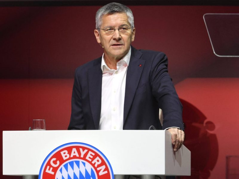 FC Bayern München: Herbert Hainer verkündet es.