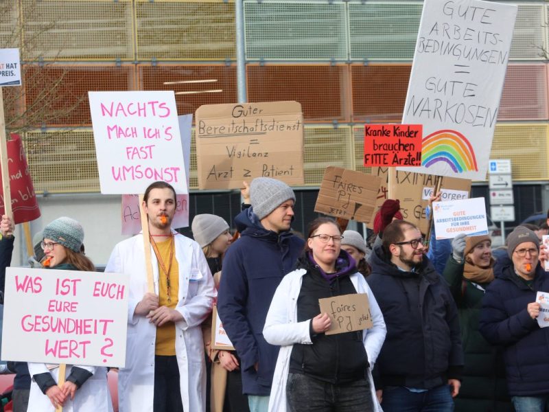 Streik: Ärzte