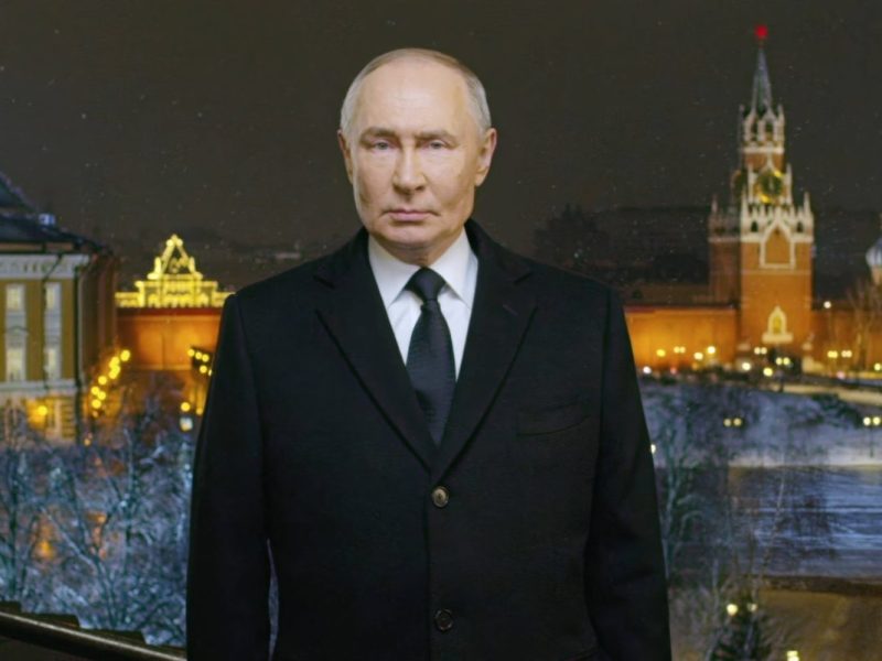 Putin will sich Grönland schnappen.