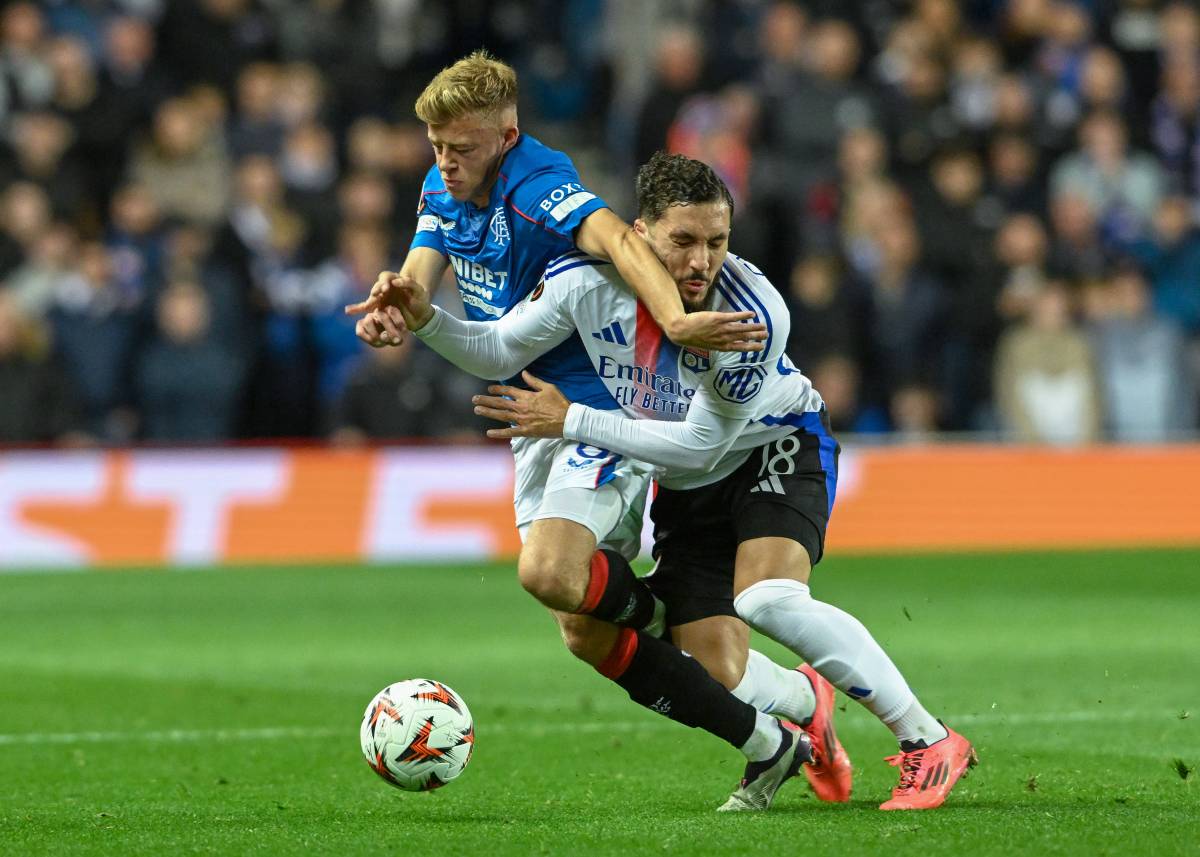 Kommt doch noch alles anders? Ein Transfer-Flirt von Borussia Dortmund wird plötzlich von halb Europa gejagt.