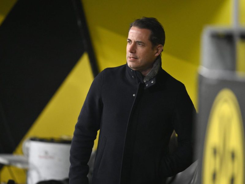 Lars Ricken ist nach dem desolaten Auftritt von Borussia Dortmund in Kiel der Kragen geplatzt. Seine Worte in Richtung Mannschaft waren sehr deutlich.